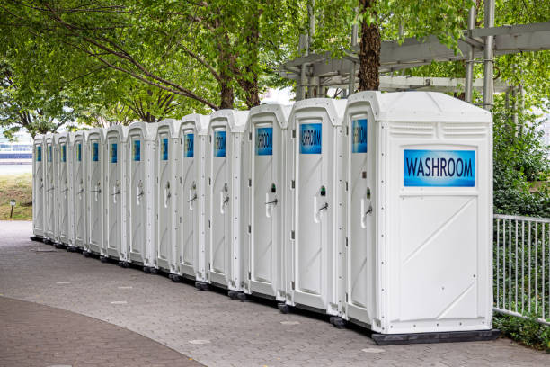 Best Porta potty rental near me  in Medina, NY